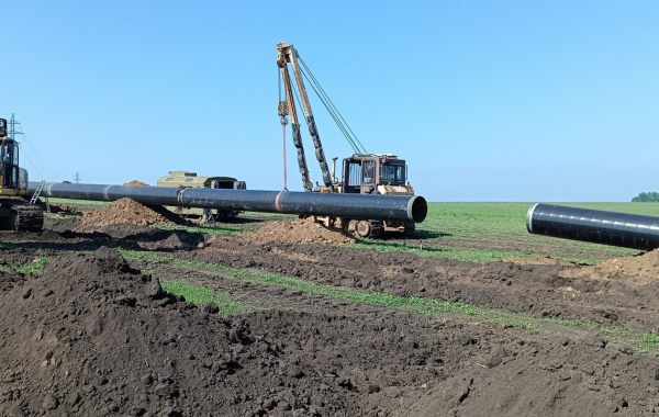 Трубоукладчики на базе Komatsu, Четра, Dressta - Антрацит, заказать или взять в аренду