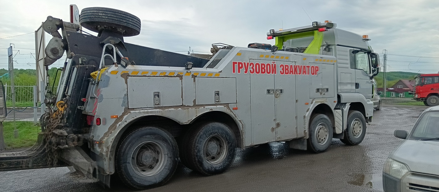 Грузовой эвакуатор для эвакуации грузовых машин и автобусов в Луганске