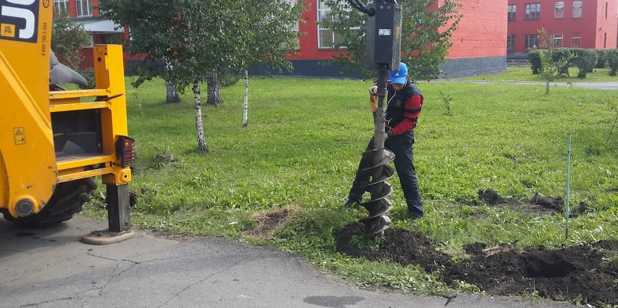 Услуги по бурению грунта под столбы и фундамент в Красном Луче