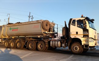 Самосвал Услуги большегрузных самосвалов для перевозки сыпучих взять в аренду, заказать, цены, услуги - Луганск